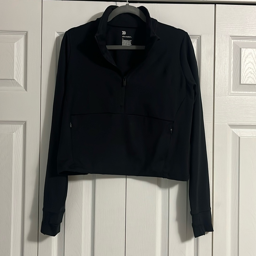 Black, size XL, activewear, long sleeve shirt with zipper pockets & thumb holes